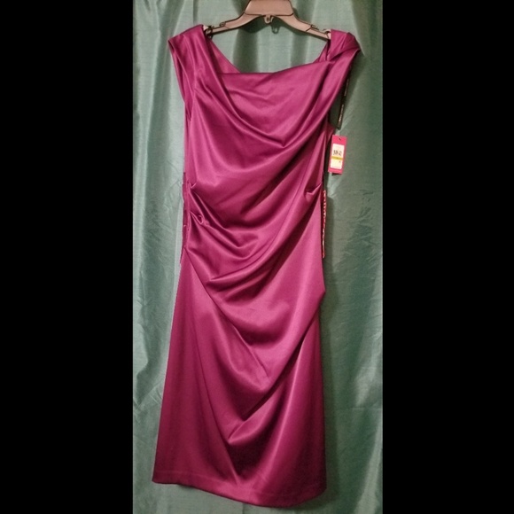 Never Worn Purple Sleeveless Cocktail Dress - Picture 4 of 4